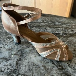Ballroom Dance Shoes, Latin Salsa, Tan Satin Diamanté - Size 7